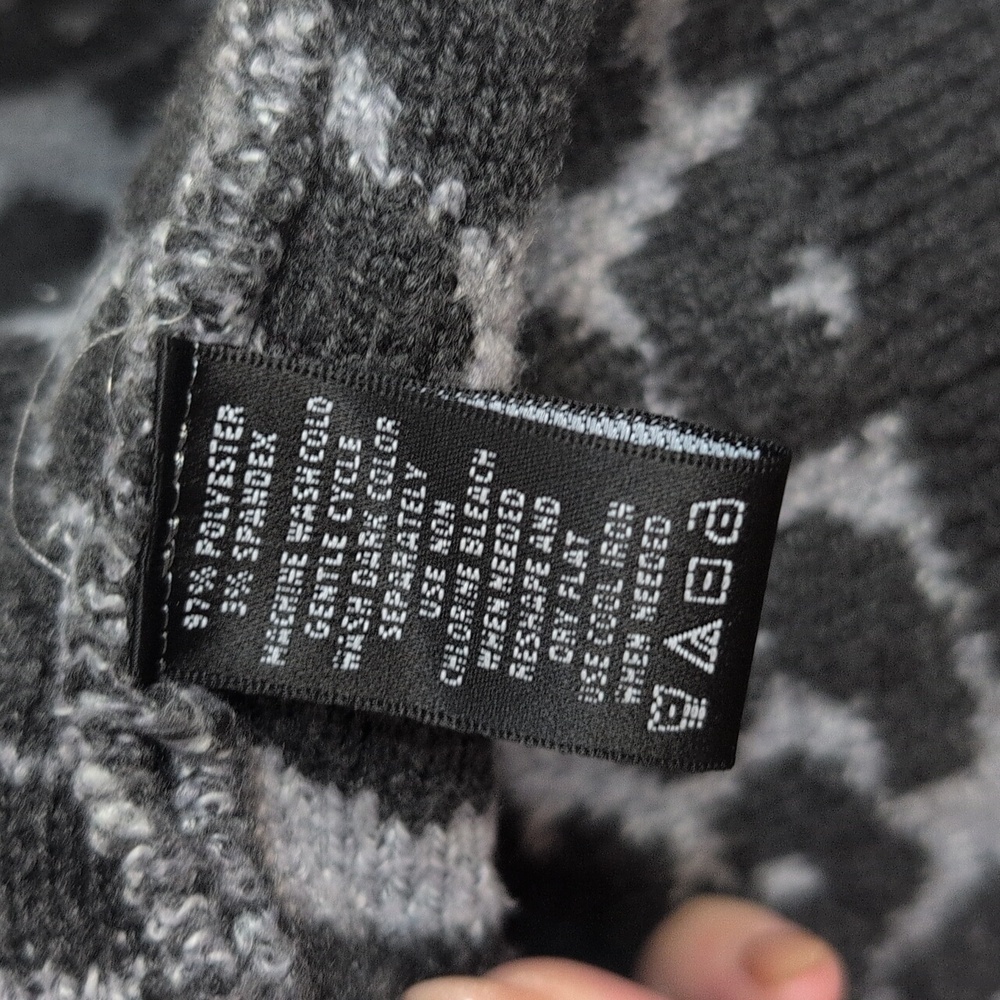 August silk cheetah print heavyweight sweater - Picture 4 of 7